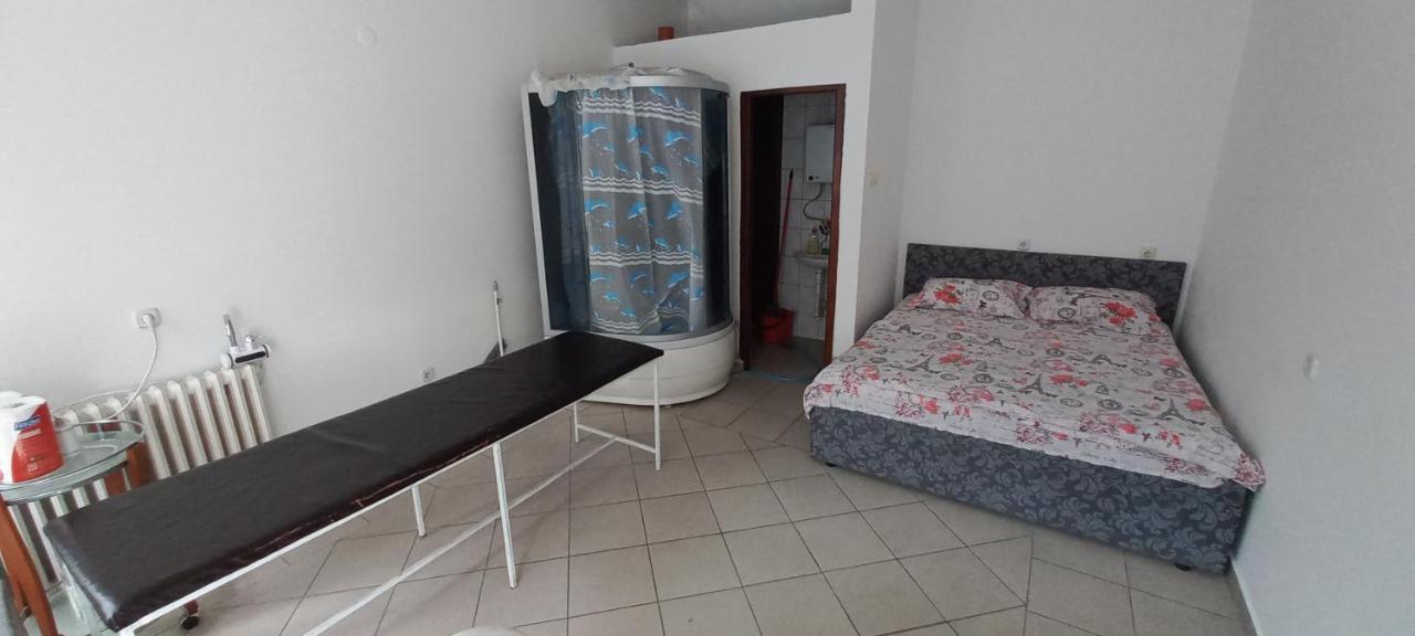 Big Bed, Rumenacka 7 Novi Sad Exteriér fotografie