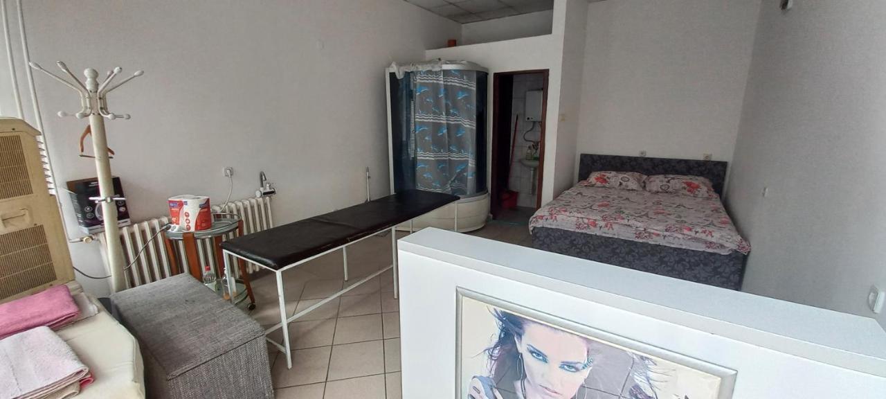 Big Bed, Rumenacka 7 Novi Sad Exteriér fotografie